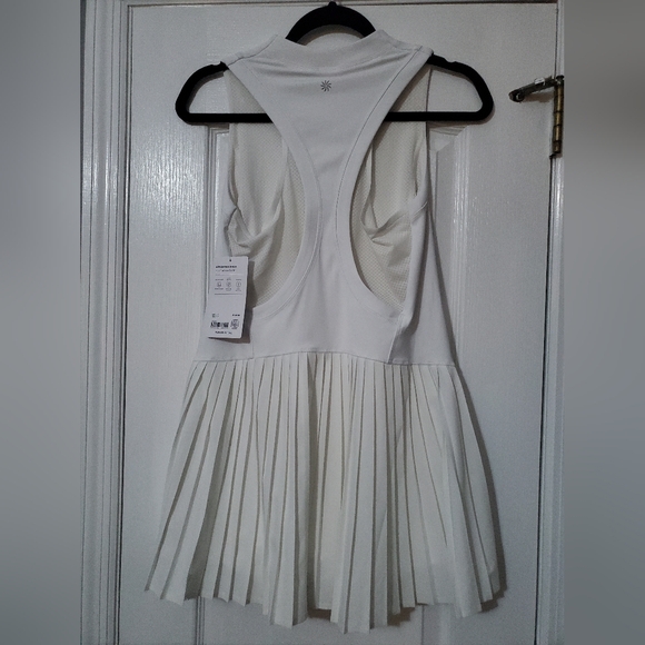 NWT Athleta Advantage Dress Skort Size Small Petite Bright White Color - Picture 3 of 7